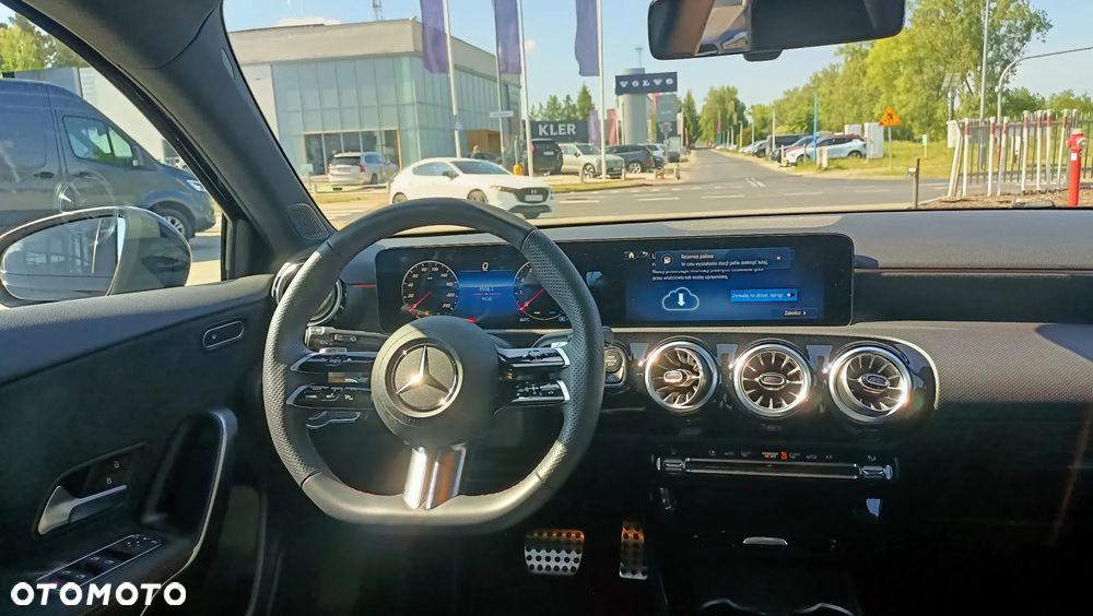 Mercedes-Benz Klasa A 200 AMG Line 7G-DCT - 18