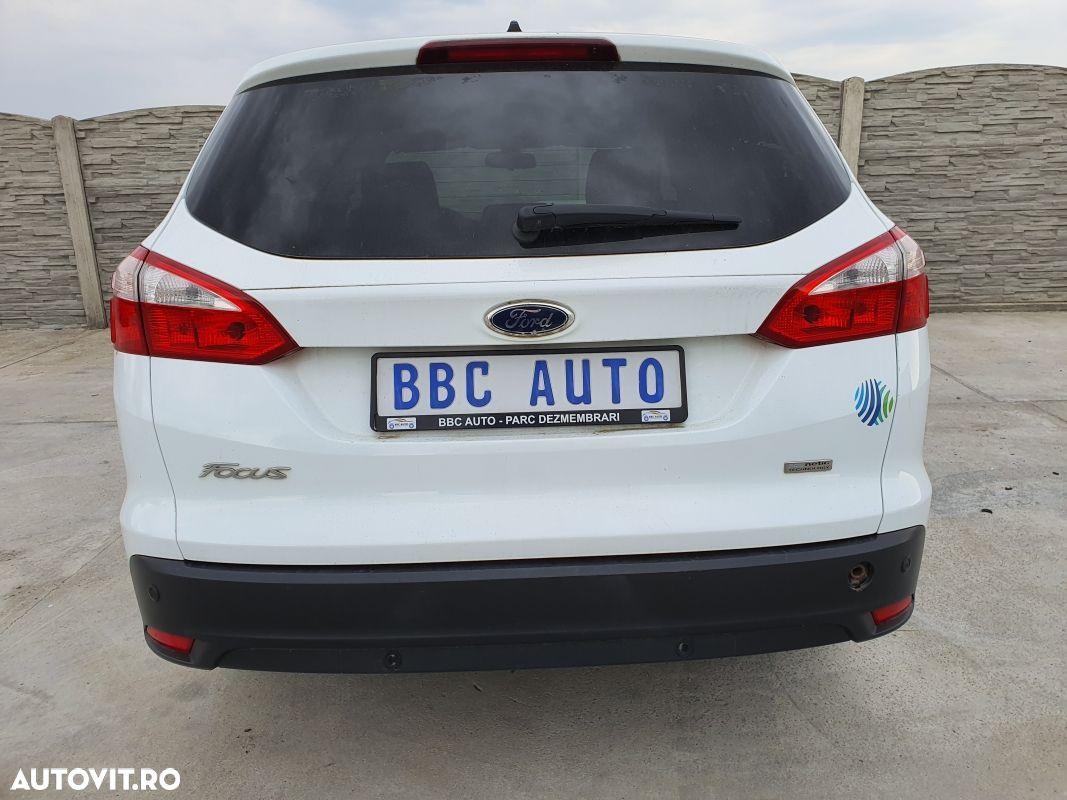 HAION FORD FOCUS 3 COMBI - 1