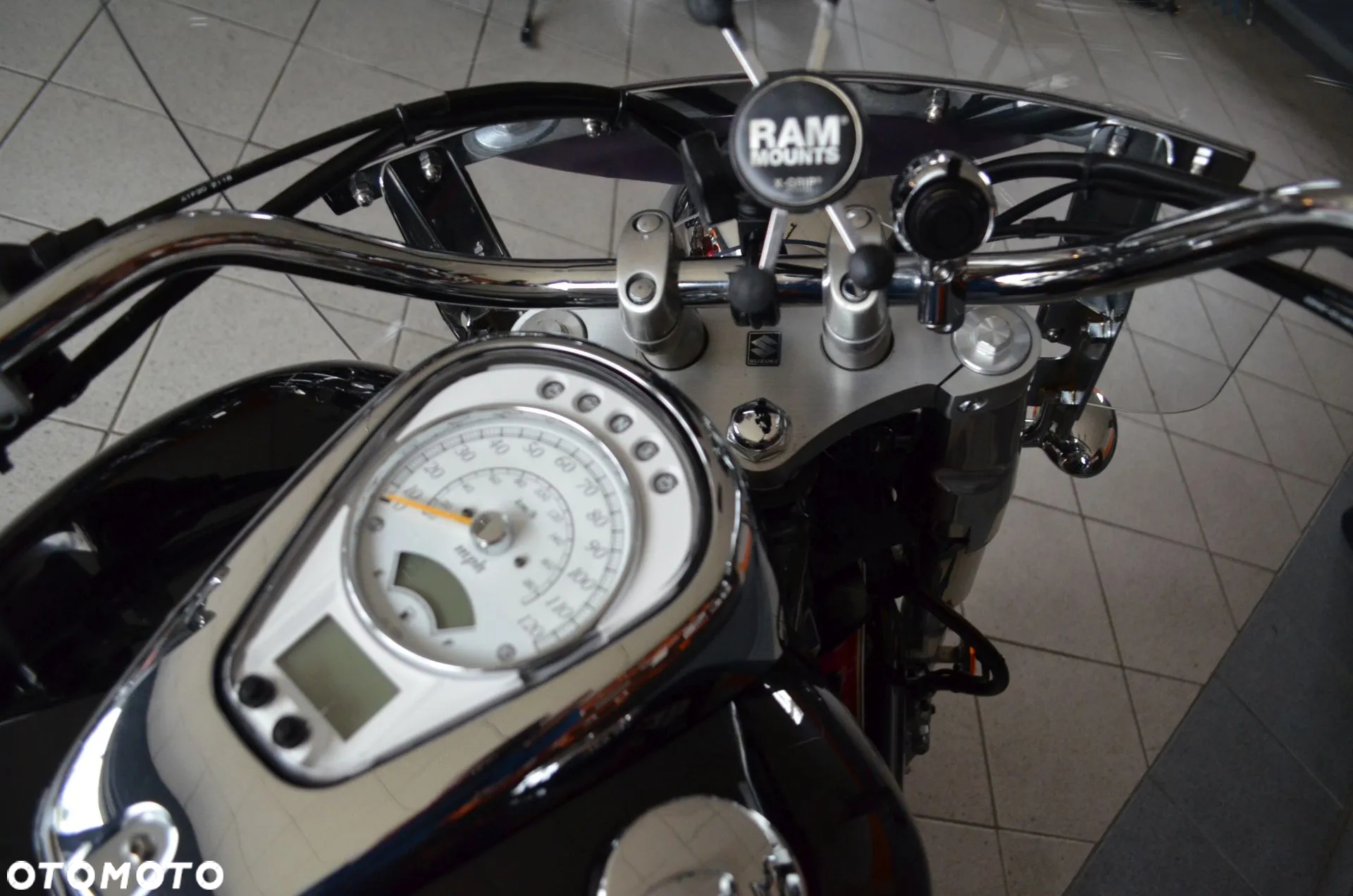 Suzuki VL 800 Volusia - Boulevard C50 - 31