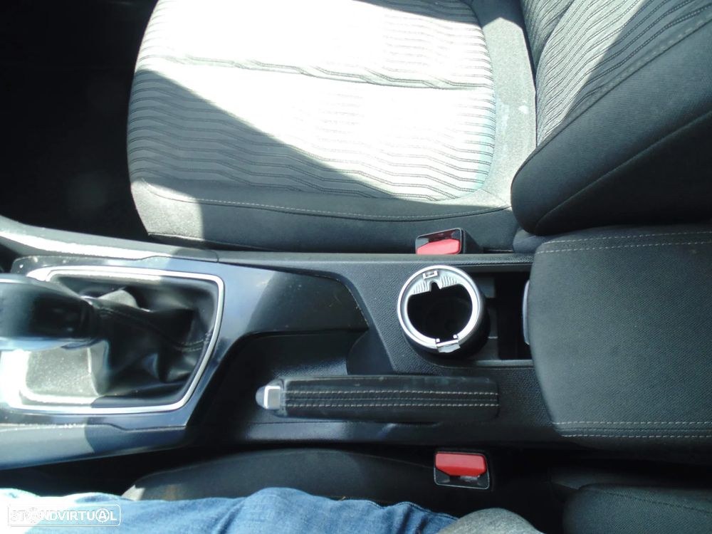 Peugeot 308 1.6 HDi Active - 31