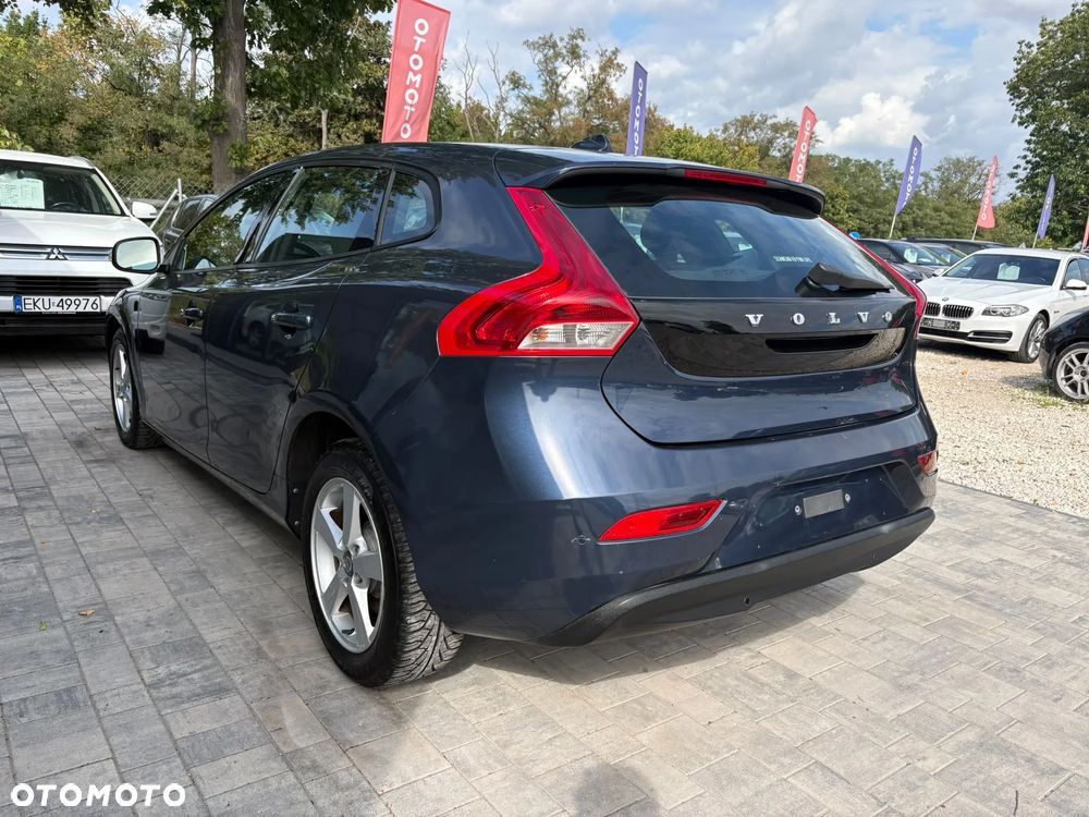 Volvo V40 D2 - 6