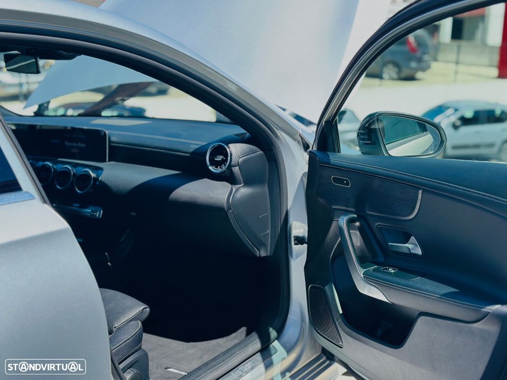 Mercedes-Benz A 200 - 35