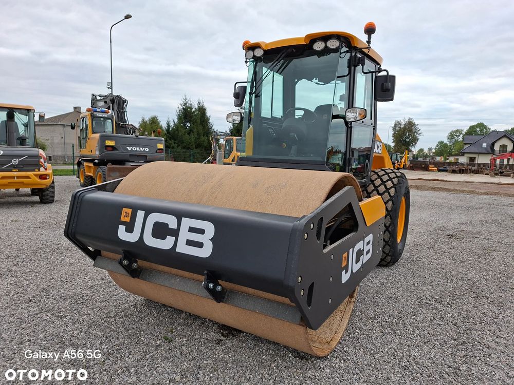 JCB VIBROMAX VM117 Guma-Stal - 7