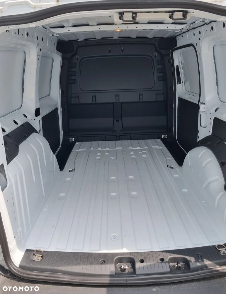 Ford Transit Connect - 27