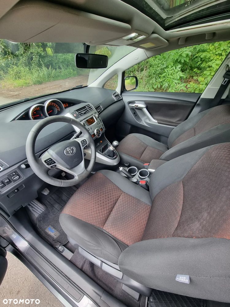 Toyota Verso 1.8 Edition - 15