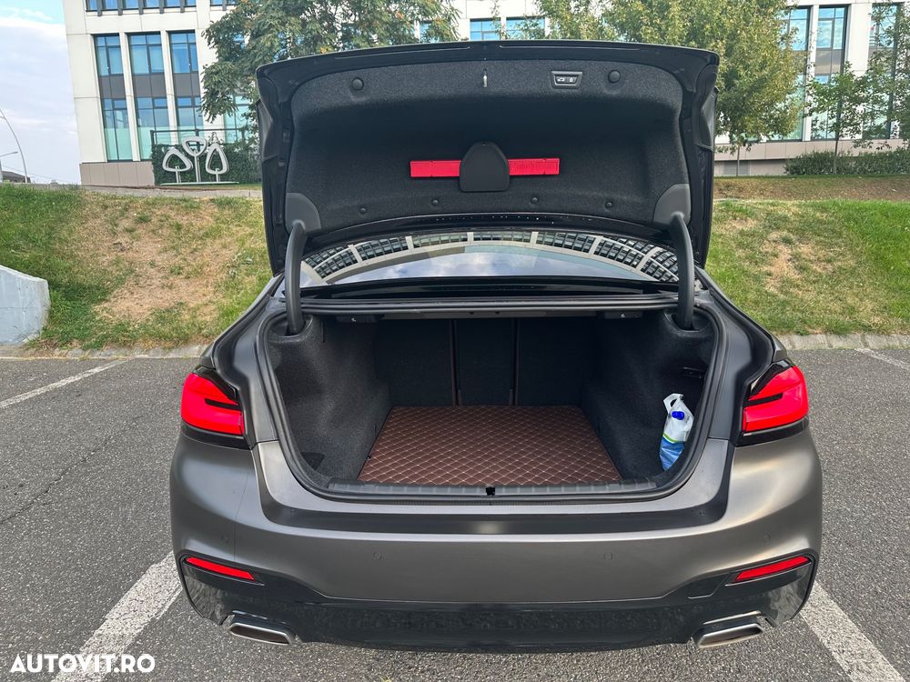 BMW Seria 5 540i xDrive AT - 14