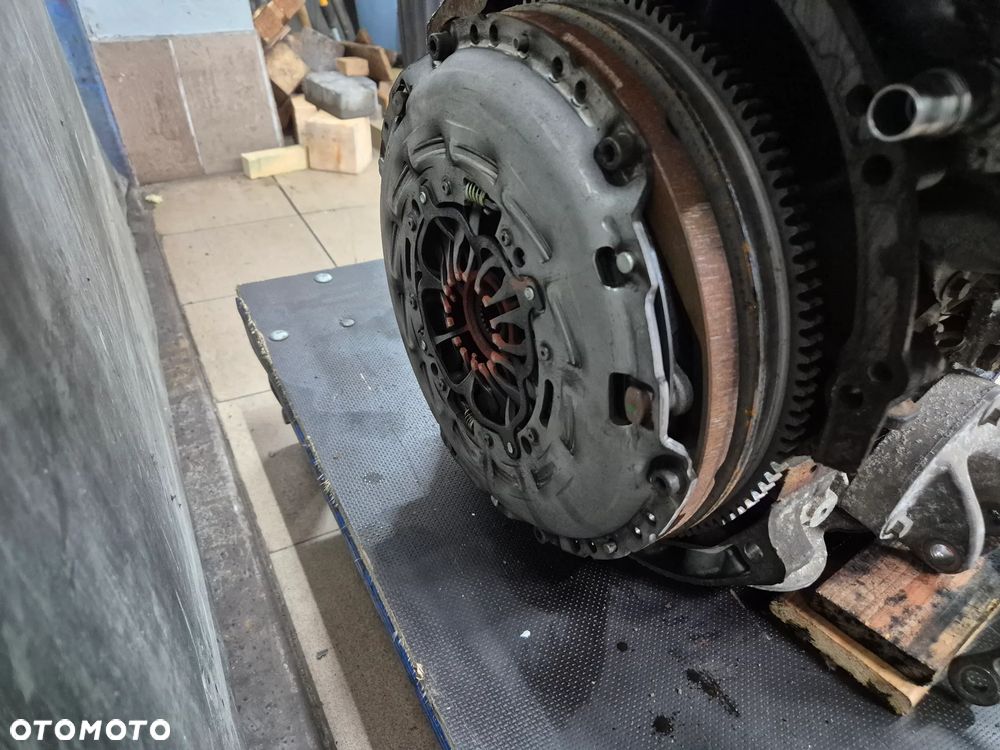 SPRZEGŁO TARCZA DOCISK KOŁO DWUMASOWE MASTER III MOVANO B  NV400 2.3 10r.+