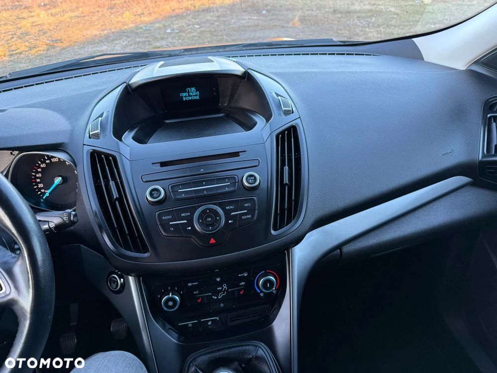 Ford Kuga 1.5 EcoBoost 2x4 Trend - 10