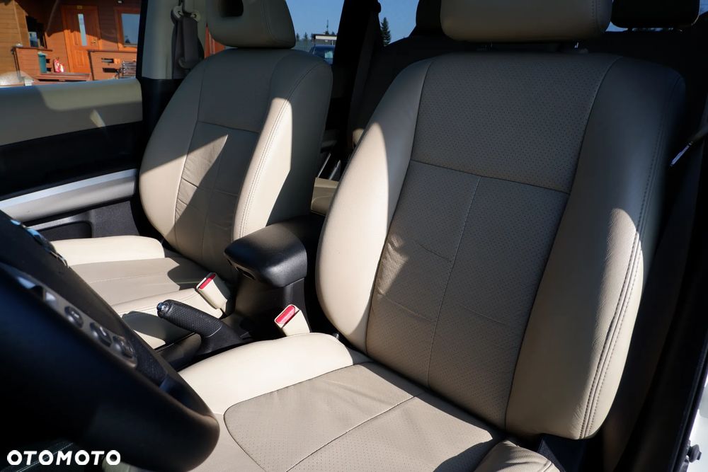 Nissan X-Trail 2.0 dCi 4x4 DPF Automatik Platinum - 28