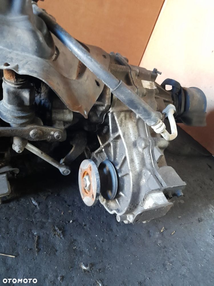 Skrzynia Nissan Navara D22 2.5 d YD25 z reduktorem - 4