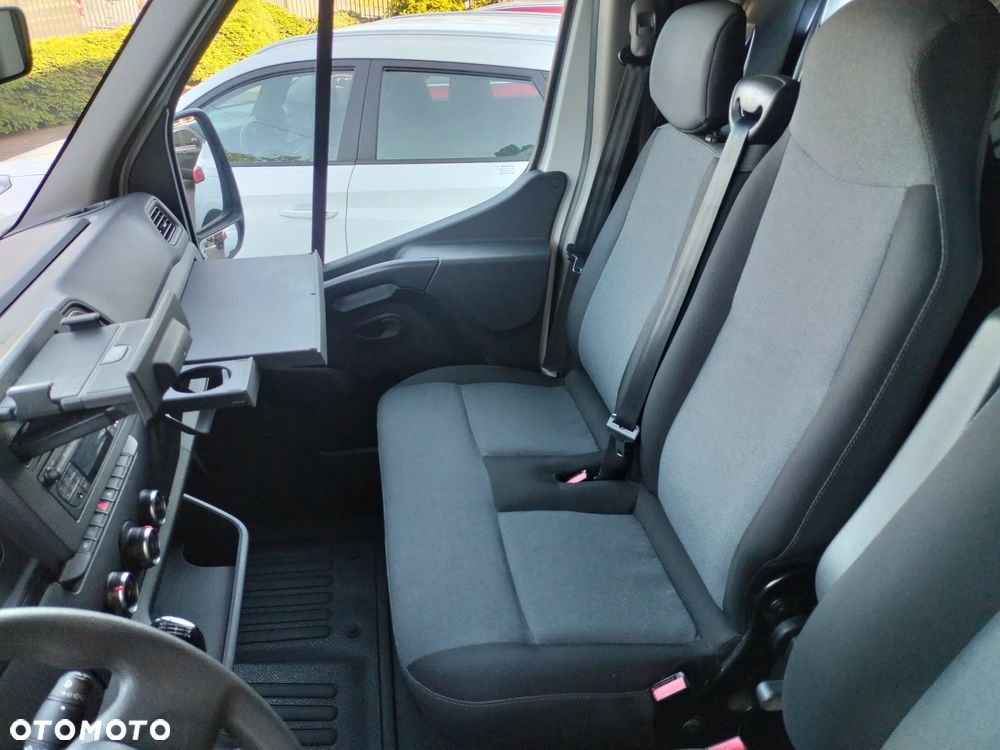 Nissan NV400 - 15