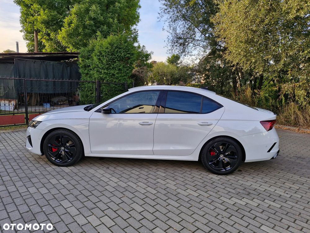 Skoda Octavia 2.0 TSI RS DSG - 11