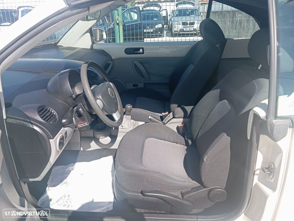 VW New Beetle Cabriolet 1.4 - 11