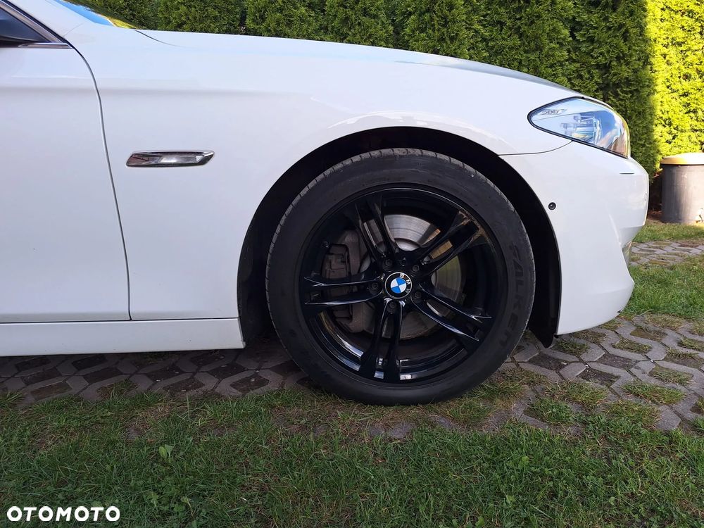 BMW Seria 5 530d Sport-Aut - 7