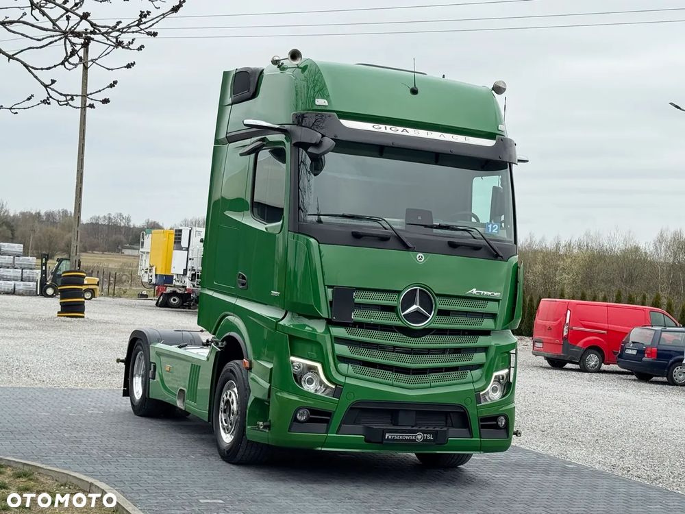Mercedes-Benz ACTROS 1851 GIGA SPACE / ACC /SALONKA / NAVIGACJA / DWA ŁÓŻKA - 6