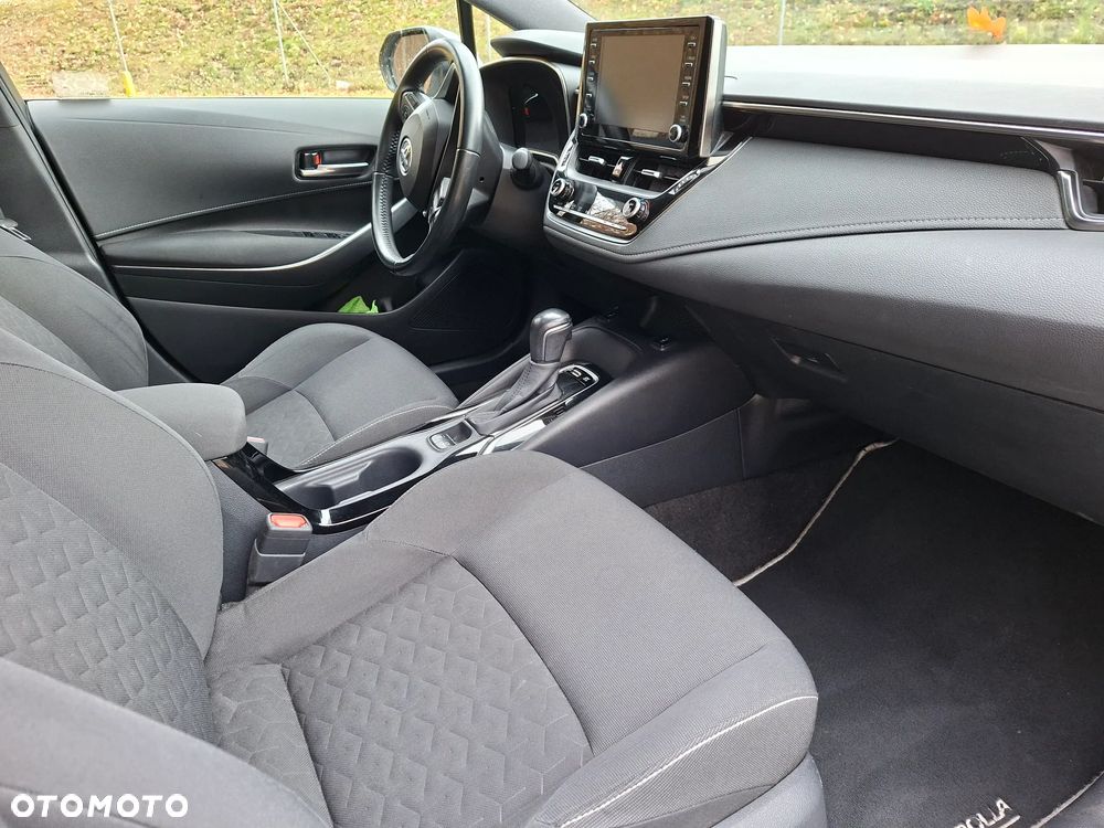 Toyota Corolla 1.8 Hybrid Comfort - 10