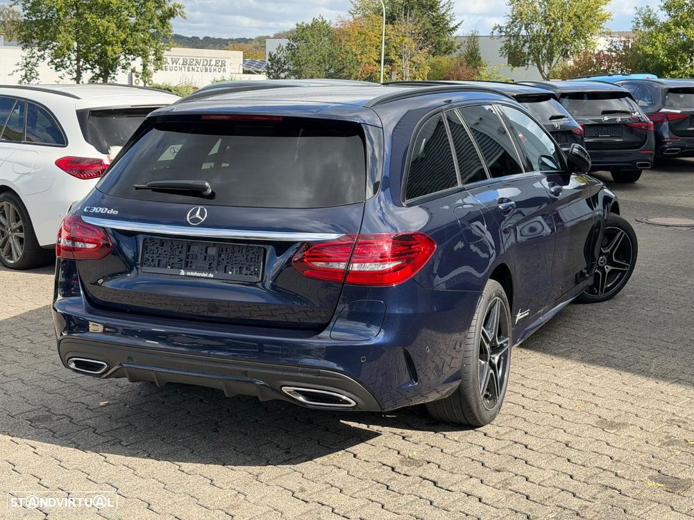 Mercedes-Benz C 300 - 5