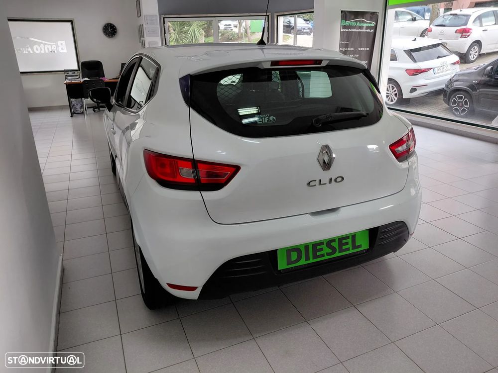 Renault Clio 1.5 DCi Van Iva Dedutível - 26