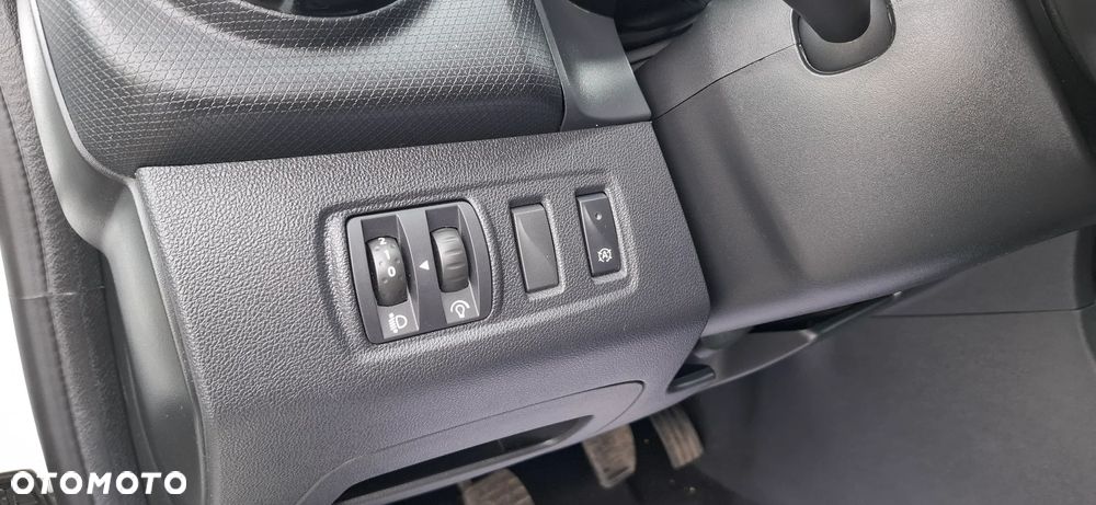 Renault Clio (Energy) dCi 90 Bose Edition - 19