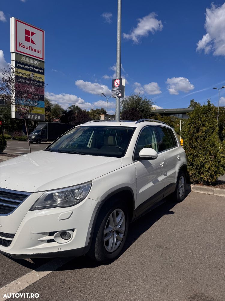 Volkswagen Tiguan - 2