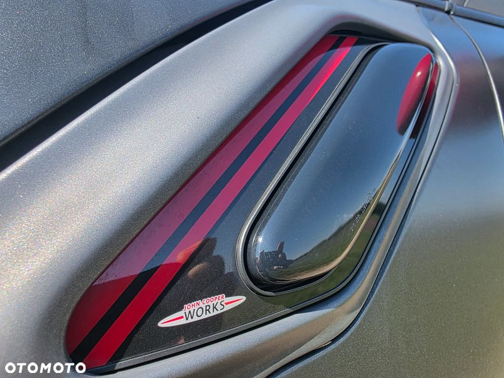 MINI John Cooper Works - 8