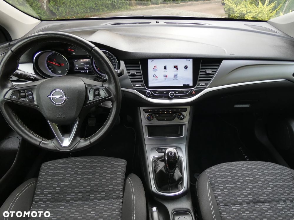 Opel Astra - 35