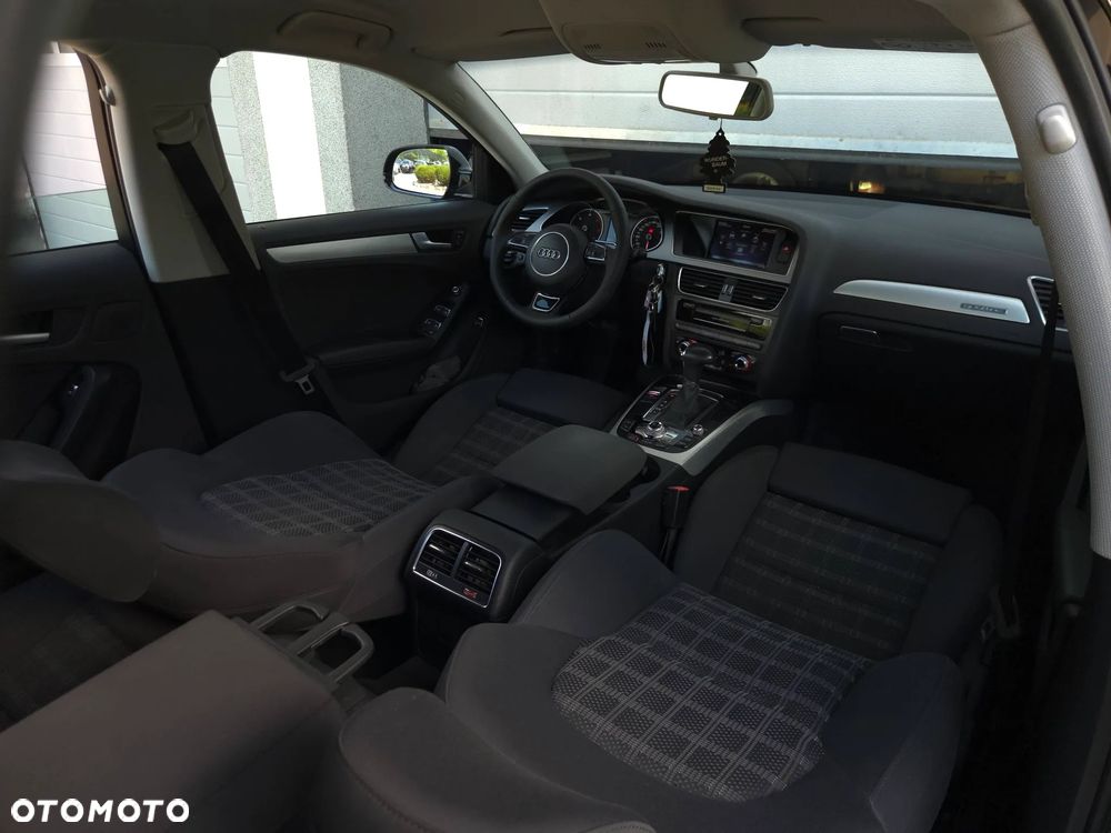 Audi A4 Avant 2.0 TDI DPF quattro S tronic S line Sportpaket - 33