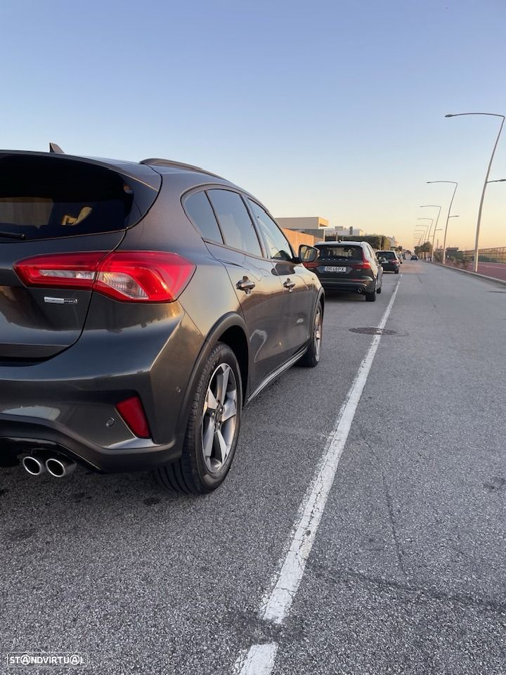 Ford Focus 1.0 EcoBoost Hybrid ACTIVE X - 6