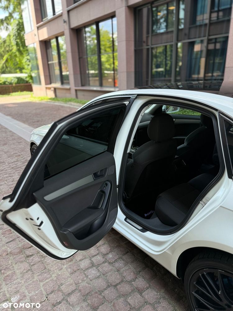 Audi A4 Limousine - 27