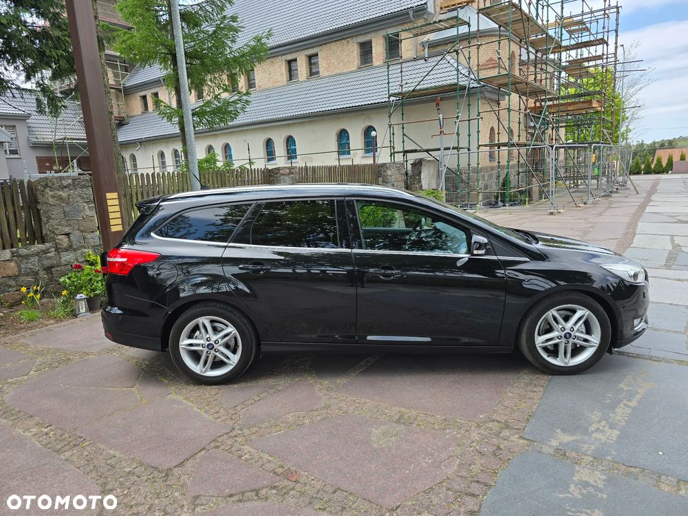 Ford Focus 1.0 EcoBoost STart-Stopp-System TITANIUM - 34