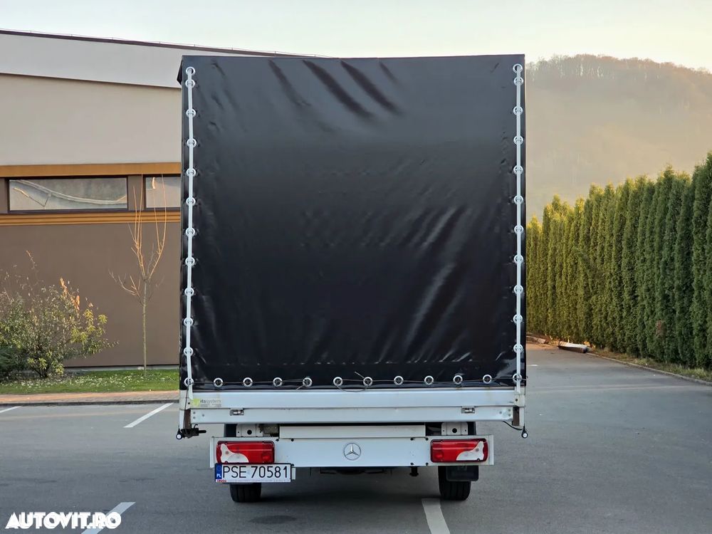 Mercedes-Benz Sprinter - 12