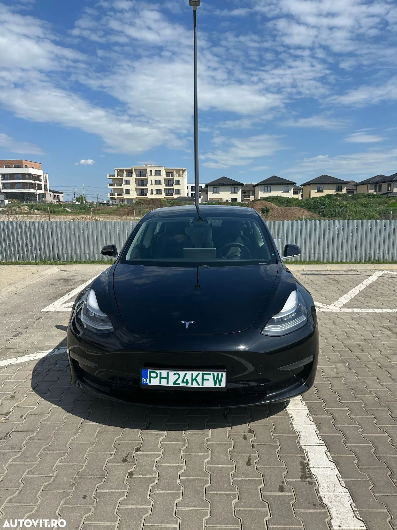 Tesla Model 3 Langstreckenbatterie Allradantrieb Dual Motor - 1