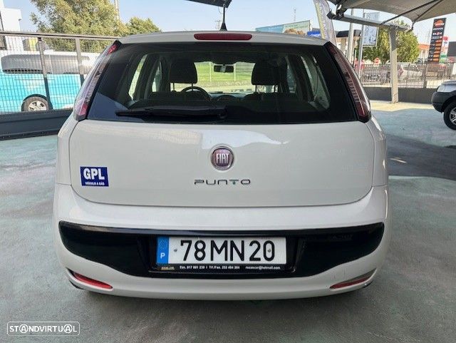 Fiat Grande Punto - 8