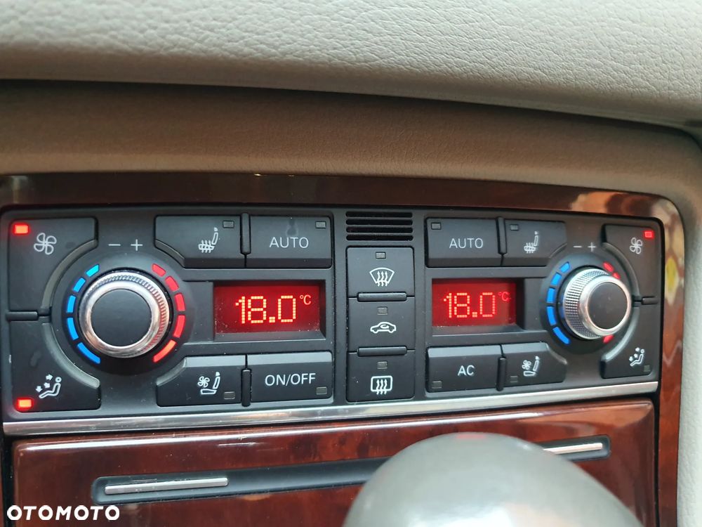 Audi A8 4.2 TDI Quattro - 15