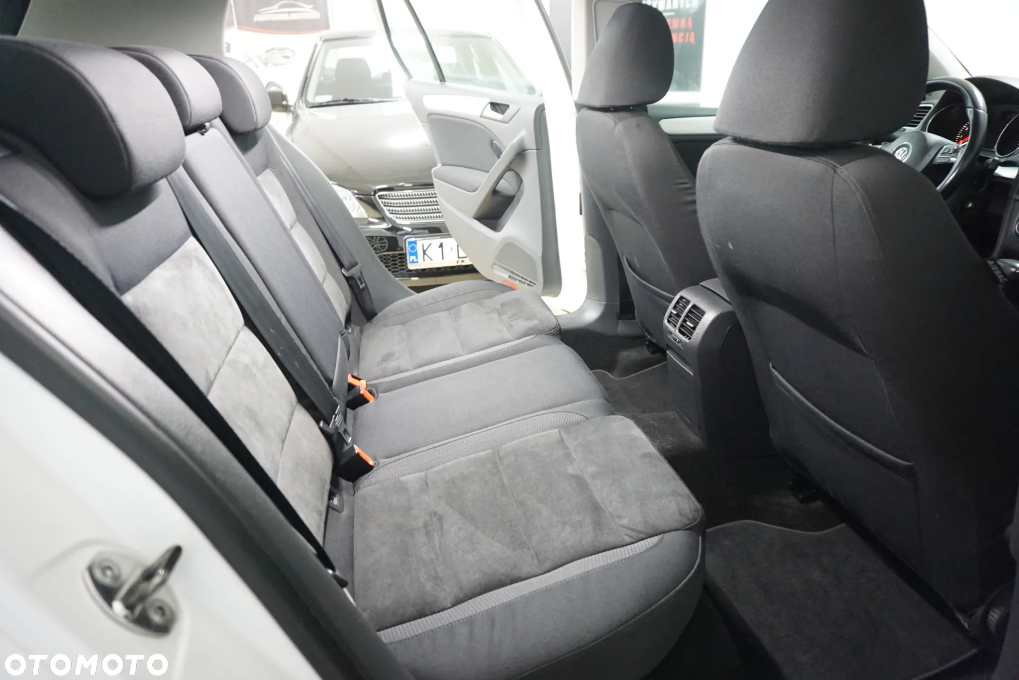 Volkswagen Golf 1.4 TSI DSG Highline - 22