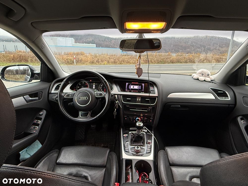 Audi A4 Avant 2.0 TDI DPF Attraction - 5