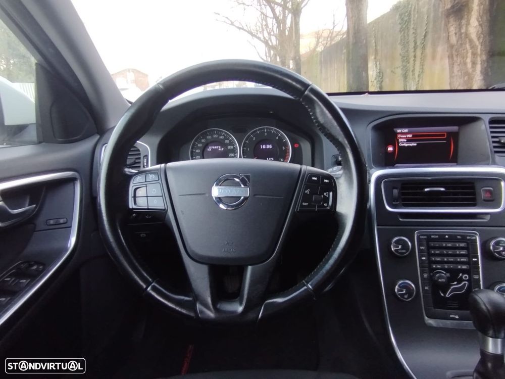 Volvo V60 1.6 D2 Drive Summum Start/Stop - 11