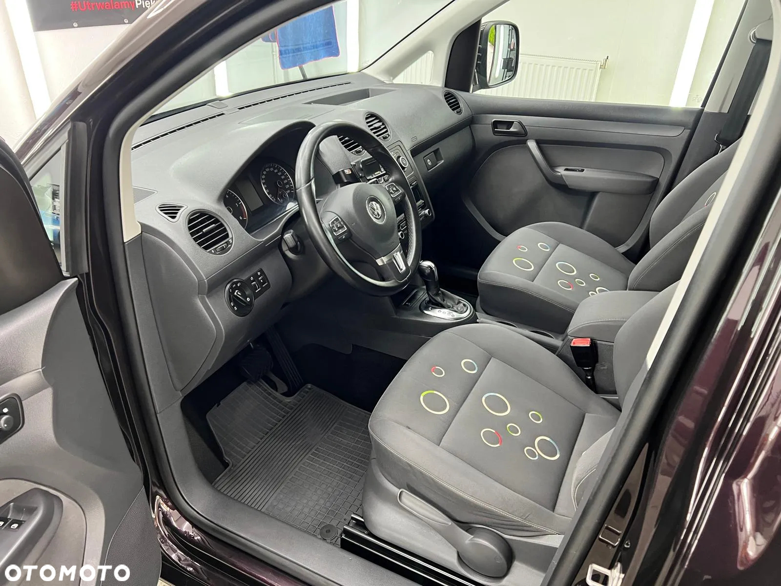 Volkswagen Caddy Maxi 1.6 TDI Highline DSG - 4