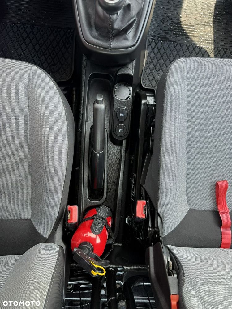 Fiat Fiorino - 16