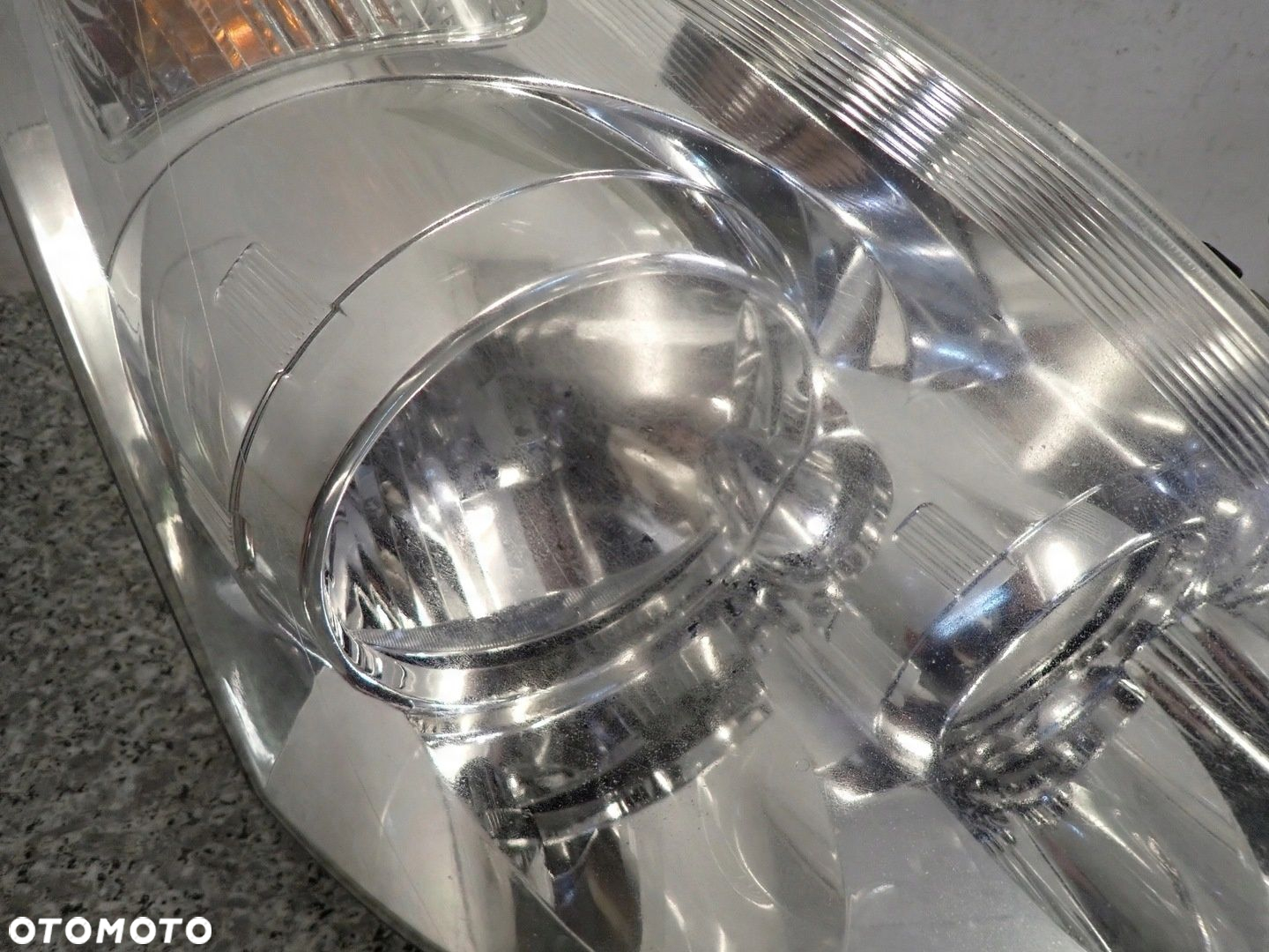 TOYOTA COROLLA VERSO 07- LAMPA PRZEDNIA PRAWA REFLEKTOR PRAWY - 5