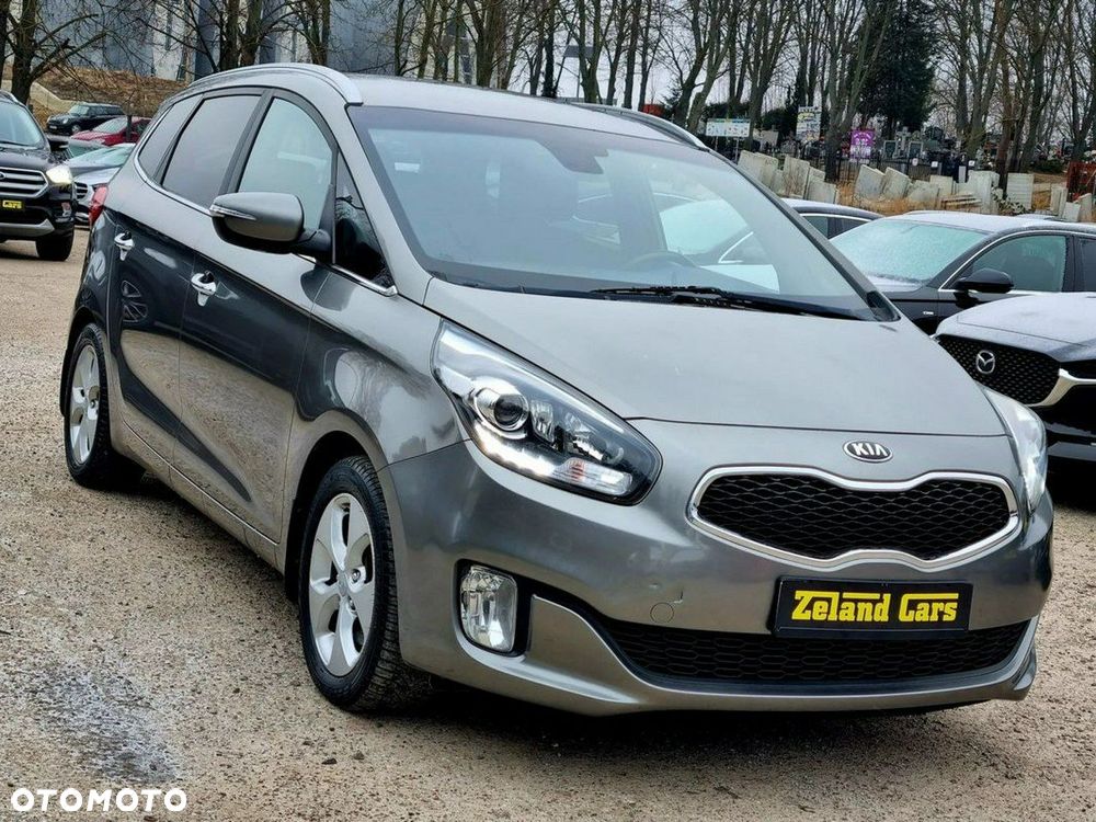 Kia Carens 1.7 CRDi L 7os - 3