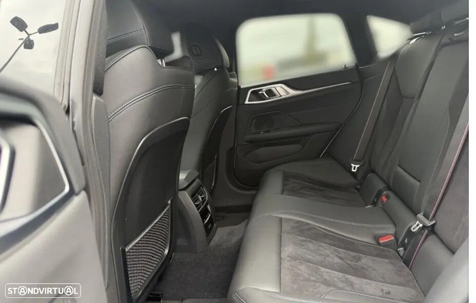 BMW i4 eDrive40 Pack Desportivo M - 10