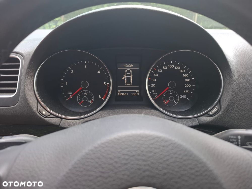 Volkswagen Golf 1.6 TDI Comfortline DSG - 3
