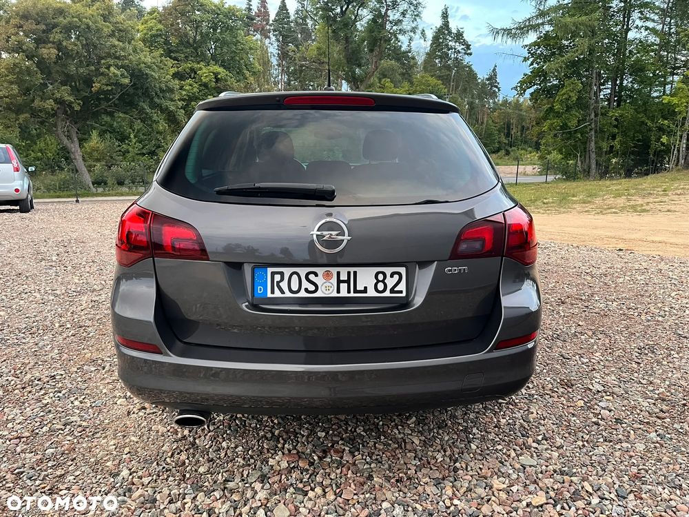 Opel Astra 2.0 CDTI DPF Cosmo - 10