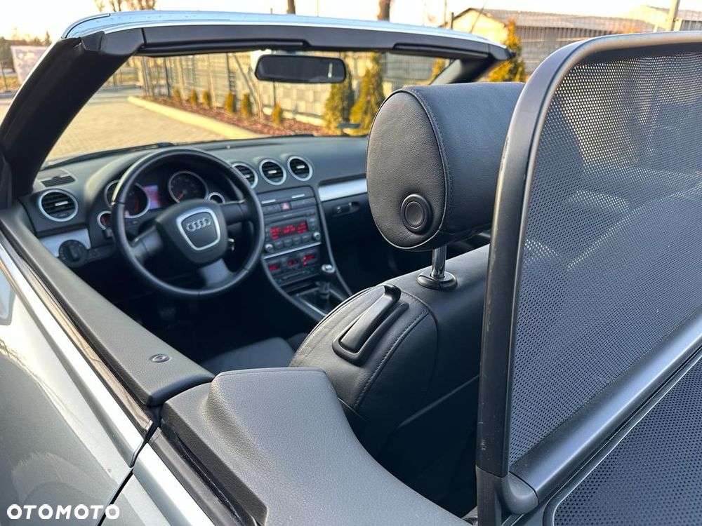 Audi A4 Cabrio 1.8 T - 14