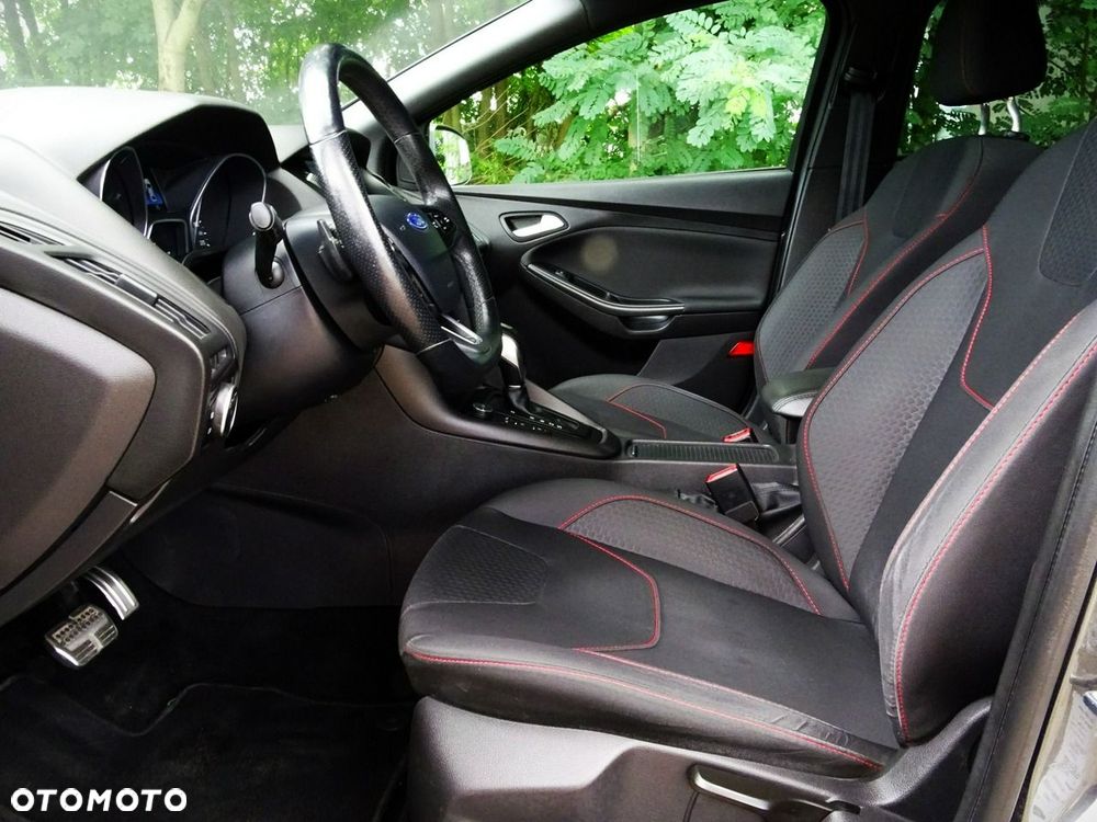 Ford Focus - 19