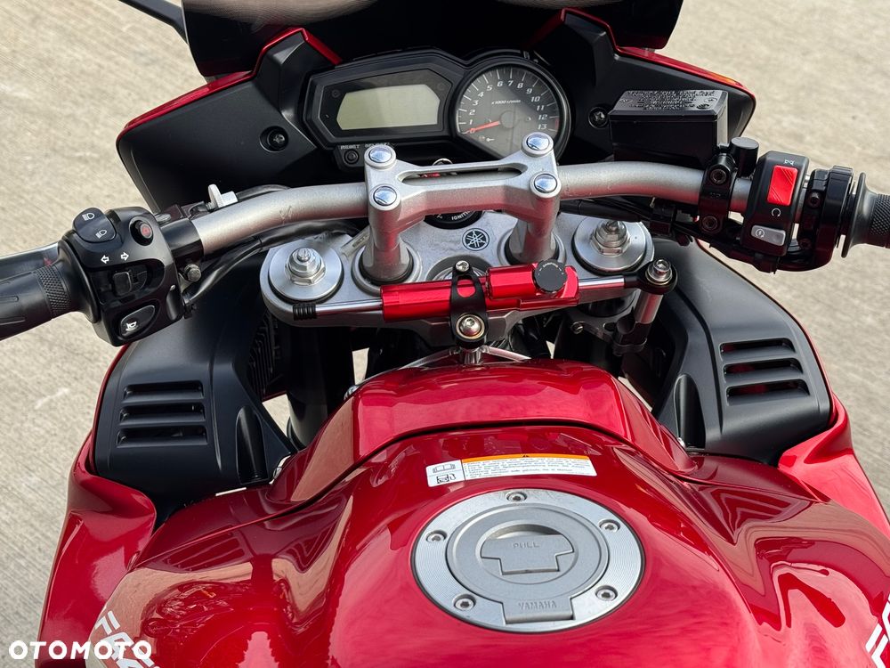 Yamaha FZ - 26