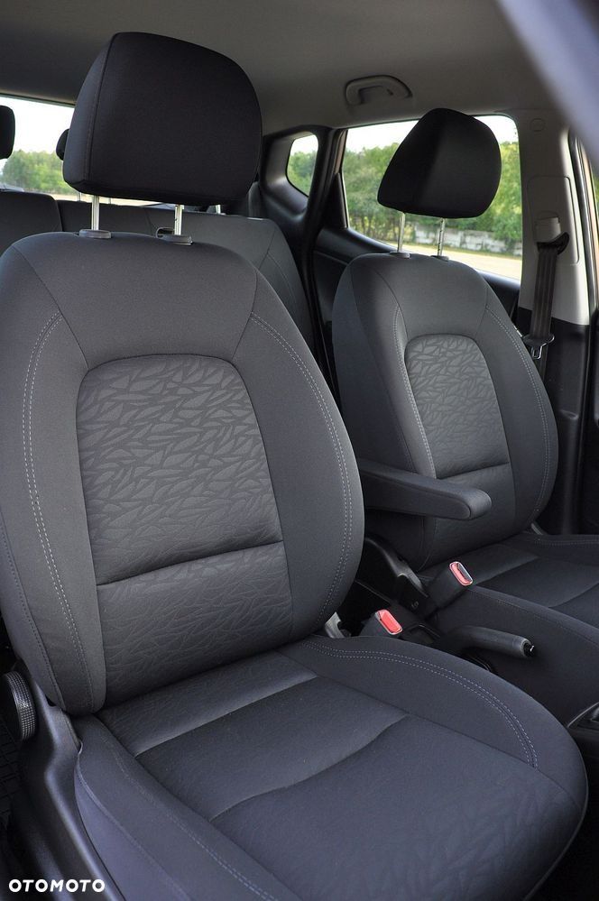 Hyundai ix20 1.6 Comfort - 26