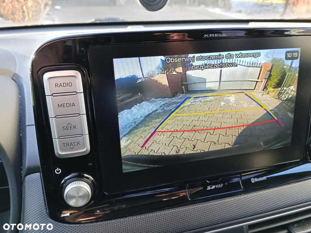 Hyundai Kona Premium - 10