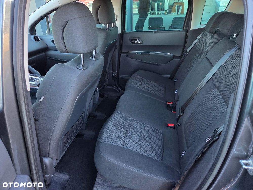 Peugeot 3008 HDi 160 Automatik Allure - 18